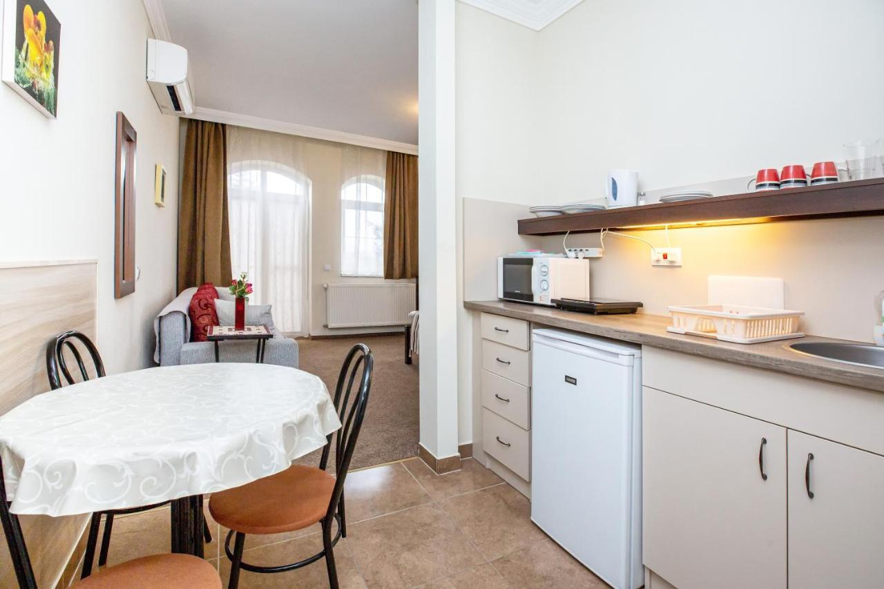 Villa Rosa Hajdúszoboszló Eksteriør billede